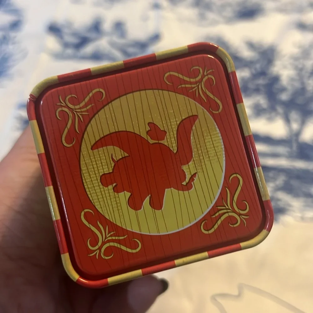 Funko Pop! Mystery Mini Disney Treasures Hot Topic Exclusive Dumbo Tin Only